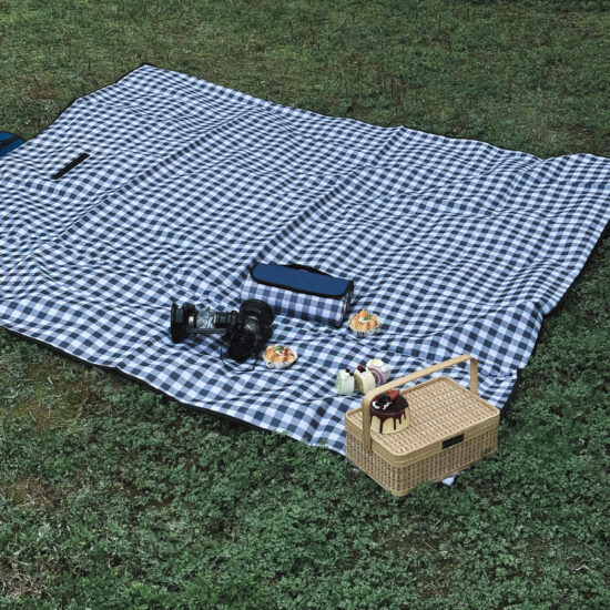 Custom Waterproof Extra Large Picnic Blanket for Beach and Camping