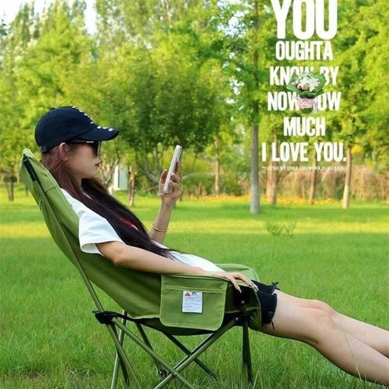 Lightweight Foldable Stainless Steel Moon Chair for Camping and Fishing