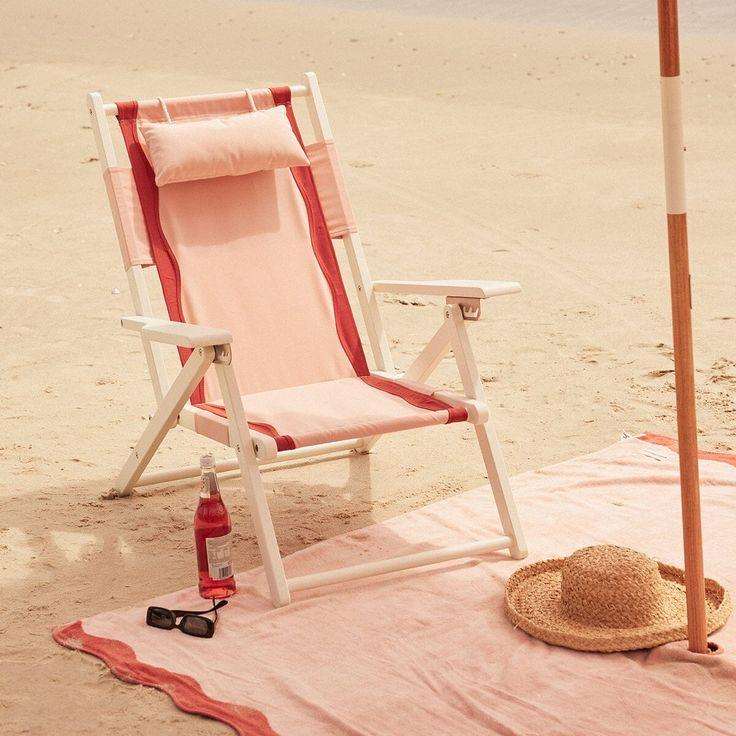 Custom color solid wood folding sun lounger with Oxford fabric