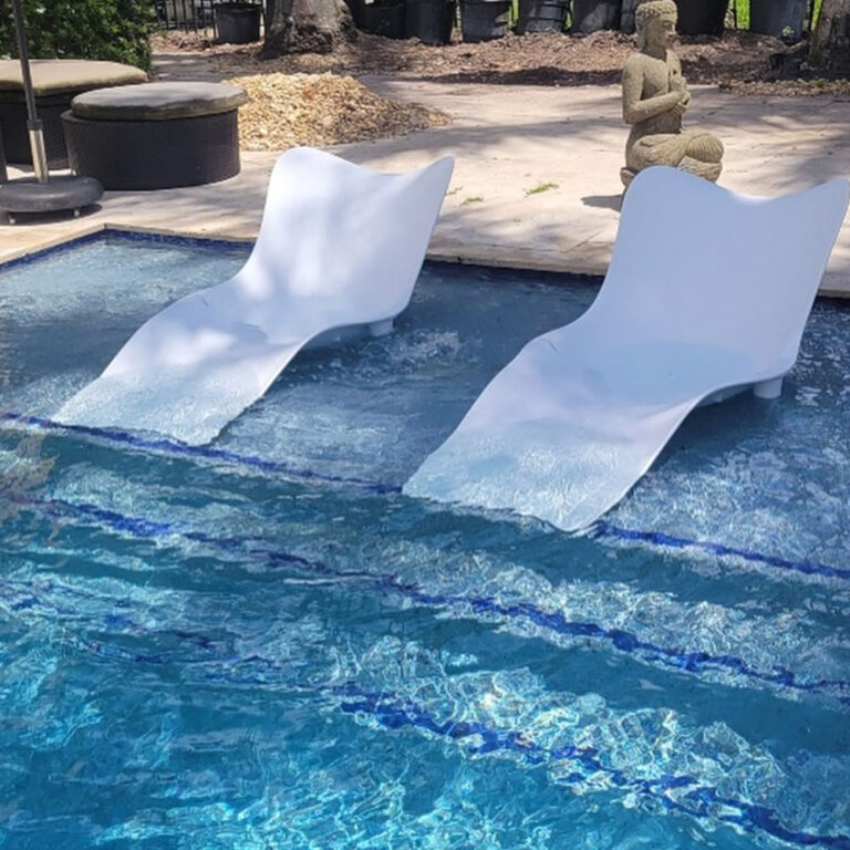 Modern in-water fiberglass ledge chaise lounge chair for swimming pool