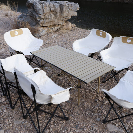 Modern Simple Outdoor Table and Chair Set