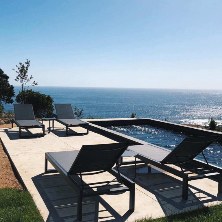 Waterproof aluminum double chaise lounge chair for pool and beach