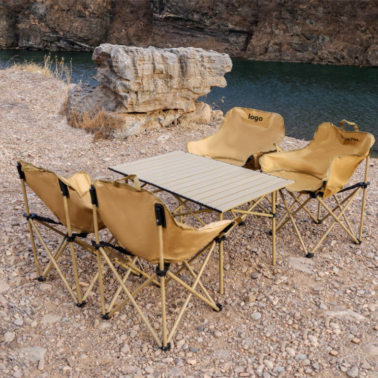 Lightweight folding moon chair for outdoor camping and backpacking