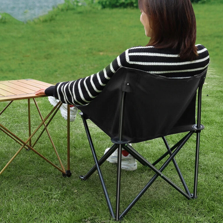 Portable foldable beach lounge chair for camping and lawn