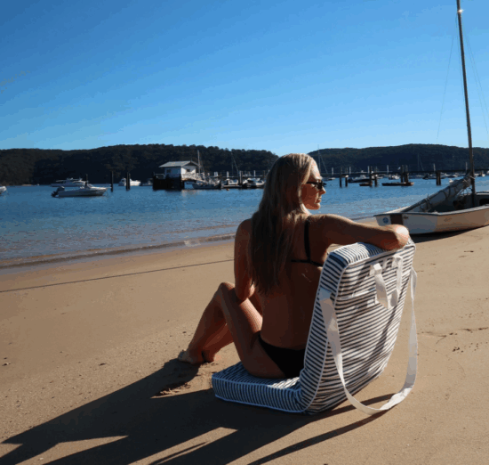 Lightweight Folding Stripe Beach Chair with Modern Design for Travel and Resort Use