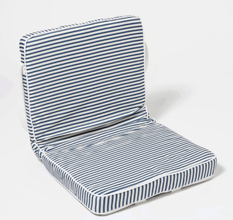 Lightweight Folding Stripe Beach Chair with Modern Design for Travel and Resort Use