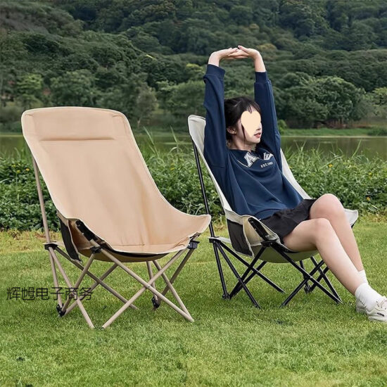 Ultralight Kermit folding chair with roll-up camping table set
