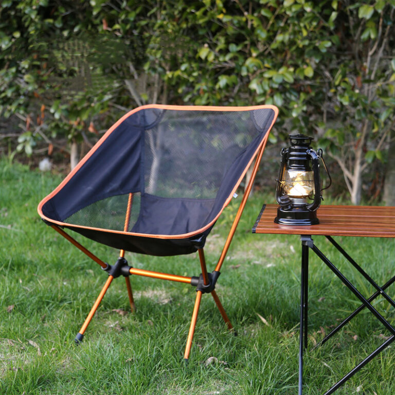 Portable moon folding chair for camping and outdoor use